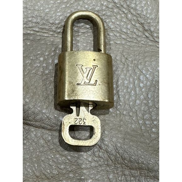 Louis Vuitton Vintage Brass PadLock & Key Lock & Key Authentic #322 - Picture 1 of 4